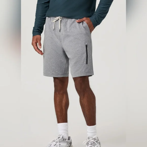 Vuori Men's Sunday Performance Shorts 8" In Heathered Grey Size Medium - Picture 8 of 9